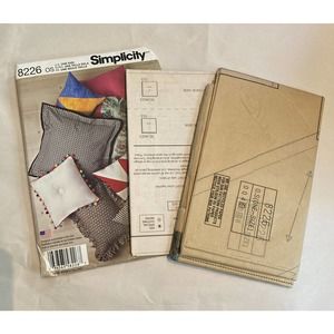 Simplicity 8226 Uncut Easy Pillows. Home Decorating Pattern. 8 Choices.